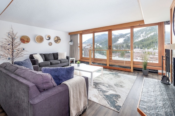 Living Room - View