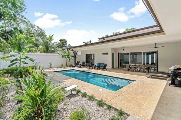 Pool & Garden View