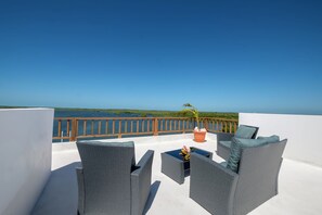 Rooftop Deck
