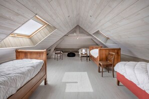 Child's bedroom