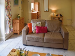 Living area | Lily Pad 8 - Lily Pad Cottages, Nassington, near Stamford