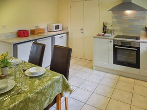 Kitchen/diner | Lily Pad 8 - Lily Pad Cottages, Nassington, near Stamford