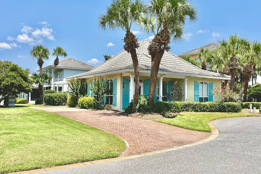 Private Beach Access Family Homes Beach Gardens: Ultimate Escape 2 Private Beach Access Family Homes Beach Gardens: Ultimate Escape