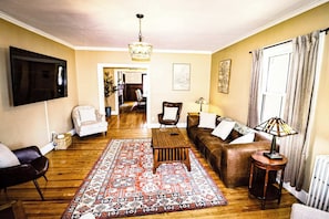 Spacious living room