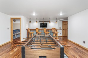 Spielezimmer