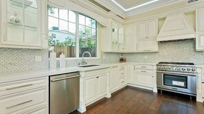 Gourmet Kitchen