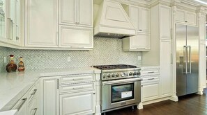 Gourmet Kitchen