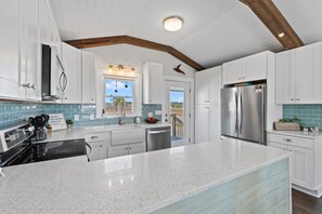 Kitchen 1 of 2!