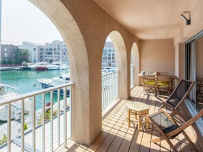 L'Eau, Ciel, Bâtiment, Bleu Azur, Montagne, Arbre, Architecture, Plan D'Eau, Lac, Quartier
