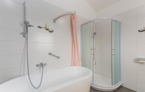 Bain