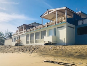 Both houses with private doors that open directly into the beach
