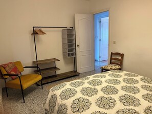 Bedroom 1, queen bed.
