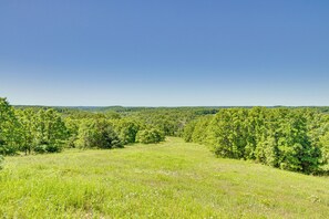 77-Acre Yard | Valley Views