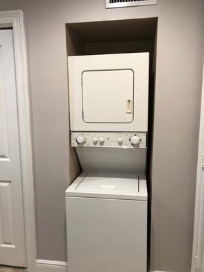 In-unit washer & dryer!