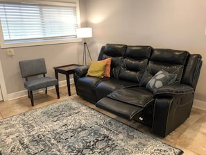 2 bedroom apt in small complex with pool