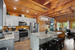 rustic-ridge-retreat-5