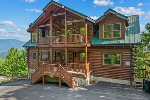 rustic-ridge-retreat-3