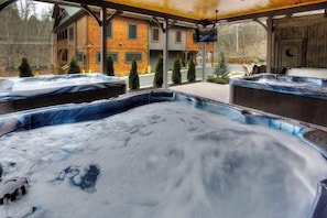 Bain à remous extérieur
