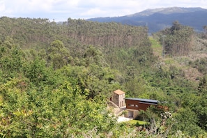 Vista sobre a casa do Chão do Vale
