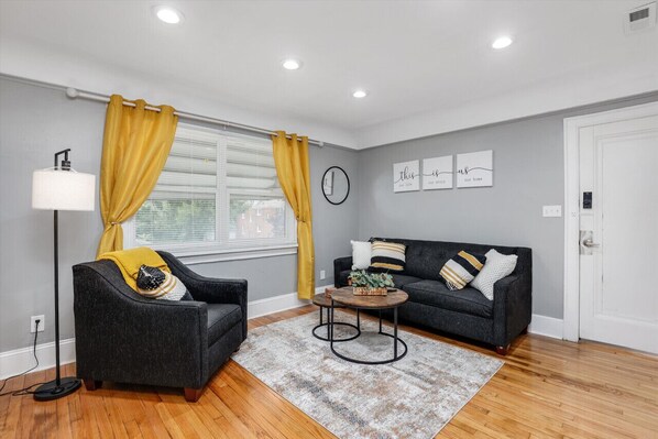 Enjoy the lovely home where you will find everything you need for the best experience imaginable.