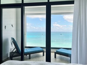 Caribbean king room (2)