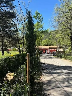 Enceinte de l’hébergement