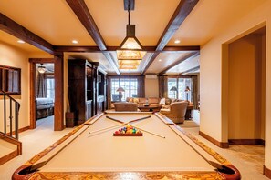 Pool table