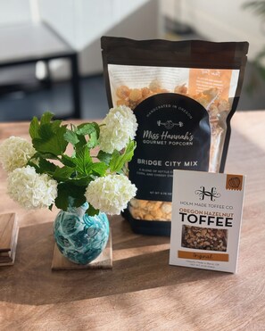 We love to welcome our guests with Oregon snacks and treats. 
