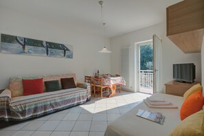 Living and dining room