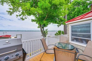 Deck | Gas Grill (Propane Provided) | Riverfront Location | Private Dock