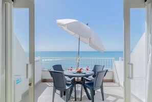 Balcony with ocean view