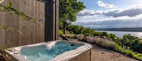 Beautiful views of the Hudson right from the hot tub