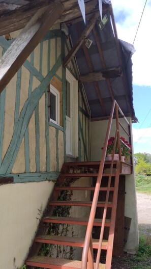 Exterior detail