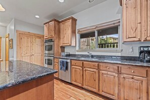 Bear Hollow Village 5531 by Moose Management