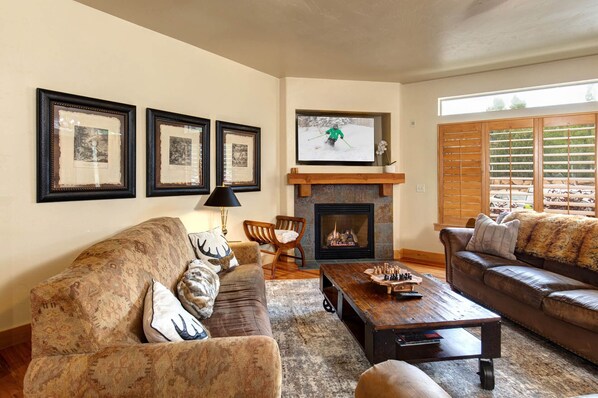 Bear Hollow Village 5531 by Moose Management