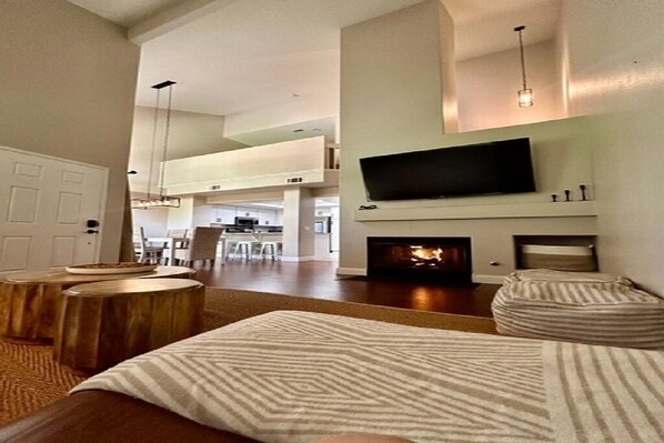 Open concept living and dinning