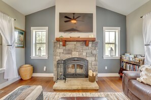 Living Room | Wood-Burning Stove | Books | Board Games | 1st Floor