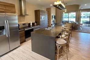 Fridge, freezer, ice cube maker, filtered water, cooking stove, microwave
