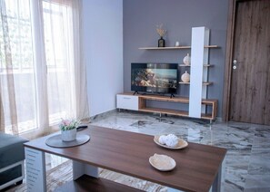 Enjoy moments of relaxation in the cozy interiors