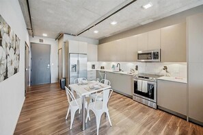 Downtown Nashville Nashville 1 Bedroom Kitchen