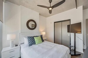 Downtown Nashville Nashville 1 Bedroom Bedroom