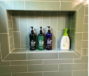 Équipements de salle de bain