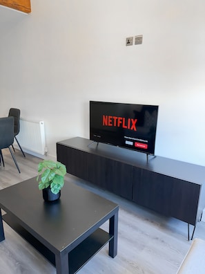 Apartment 4 Living Room