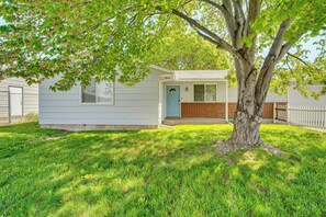 Property Exterior | Keyless Entry