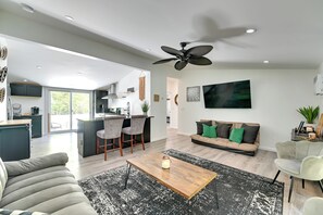 Living Room | Full Futon | Full Sleeper Sofa | A/C Unit | Smart TV