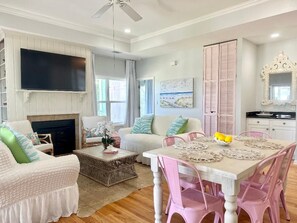 Happy colors create a happy cottage!