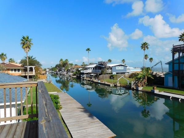 Beautiful Canal views!