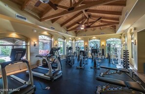Large Fitness Center with lots of new equipment and always clean!