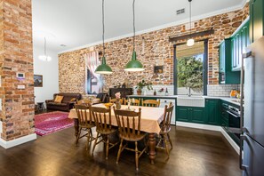 Kitchen dining area
