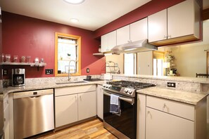 Full Kitchen in Pet Friendly Home